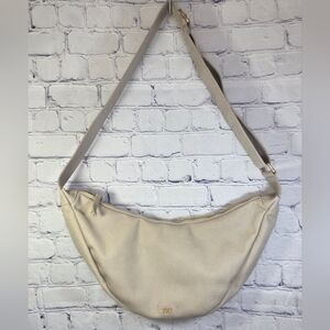 July Chic Beige Shoulder Bag
